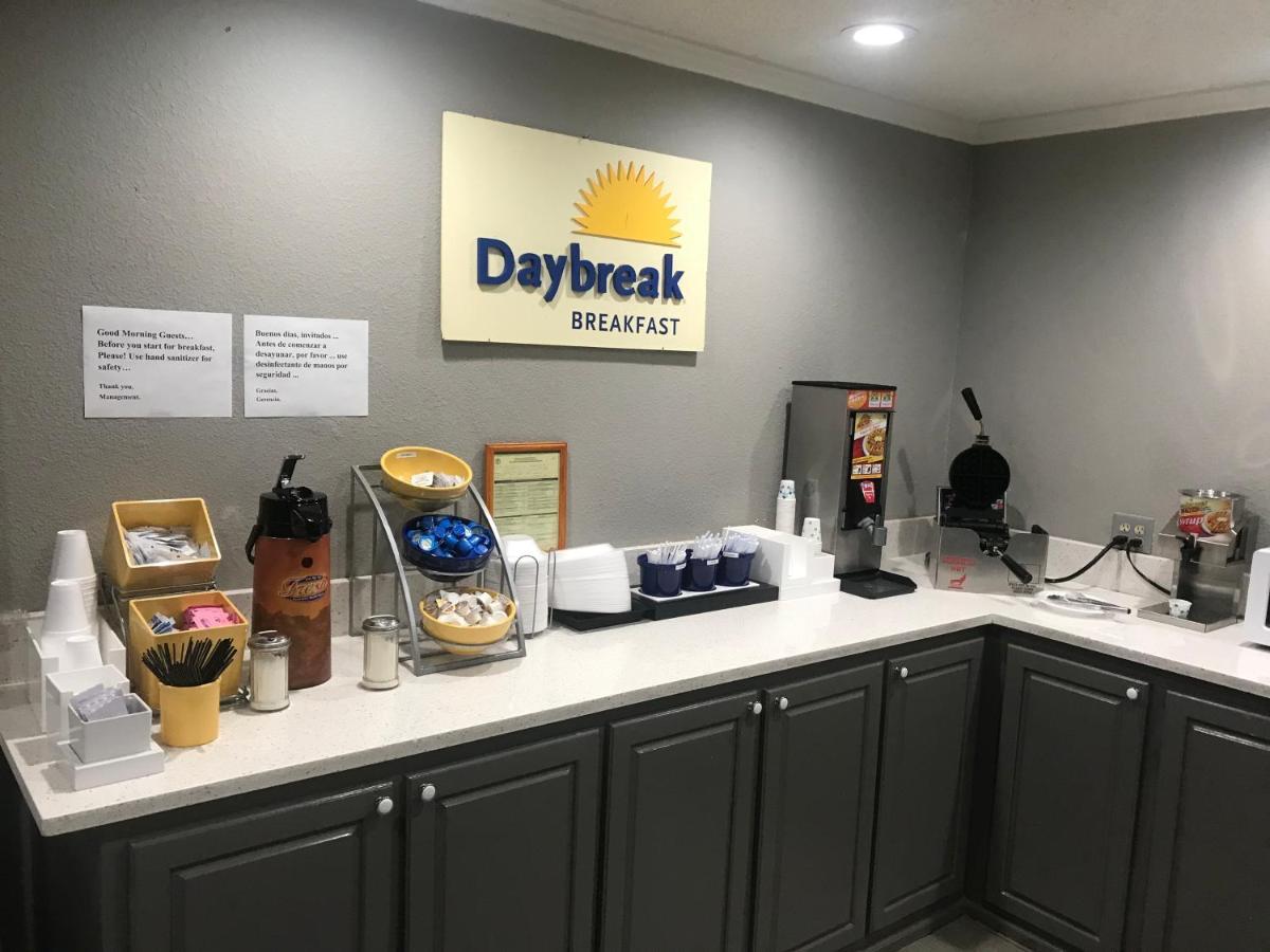 Days Inn & Suites By Wyndham Collierville Germantown Area Exteriör bild