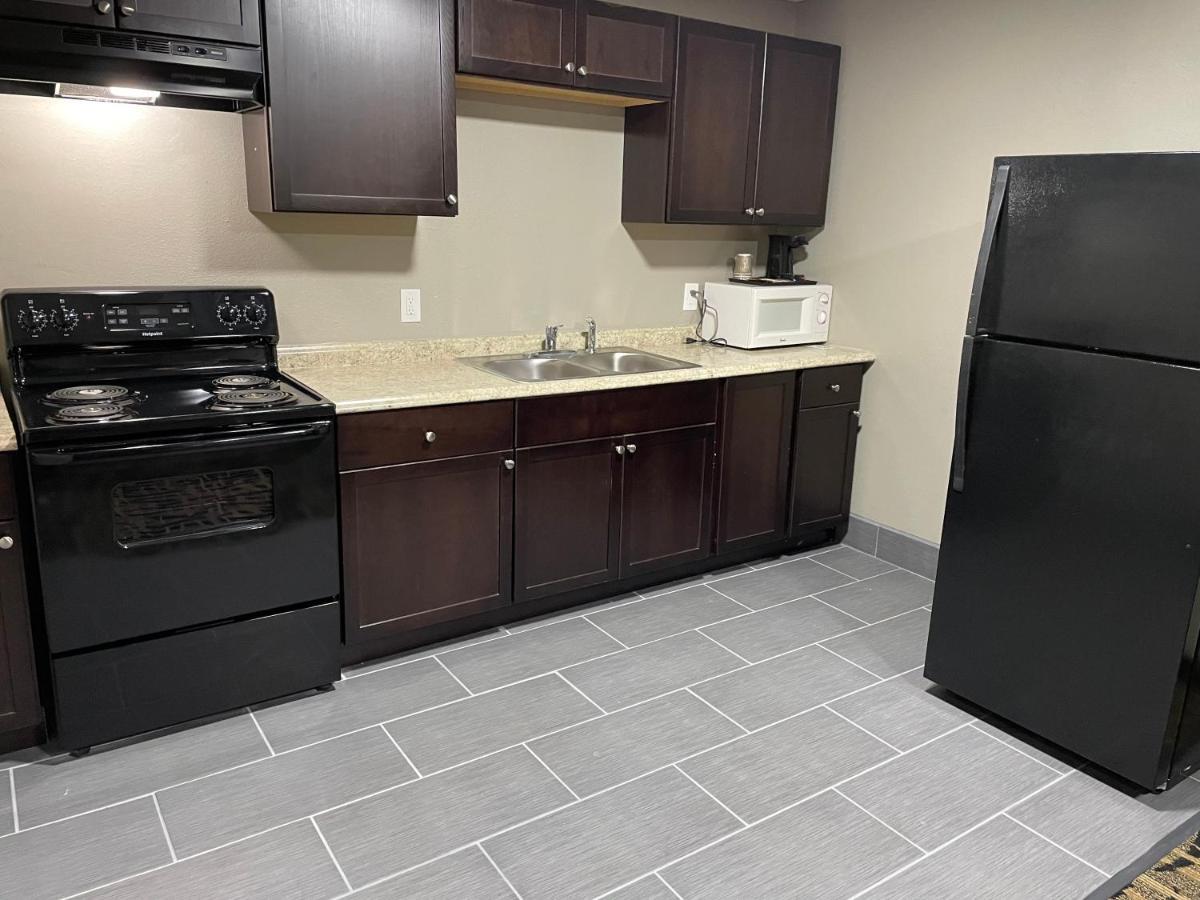 Days Inn & Suites By Wyndham Collierville Germantown Area Exteriör bild