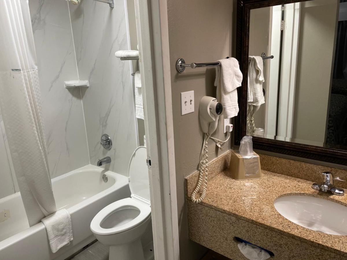 Days Inn & Suites By Wyndham Collierville Germantown Area Exteriör bild