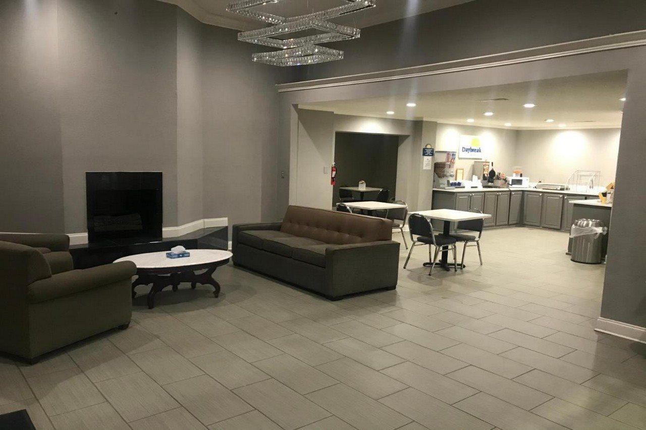 Days Inn & Suites By Wyndham Collierville Germantown Area Exteriör bild