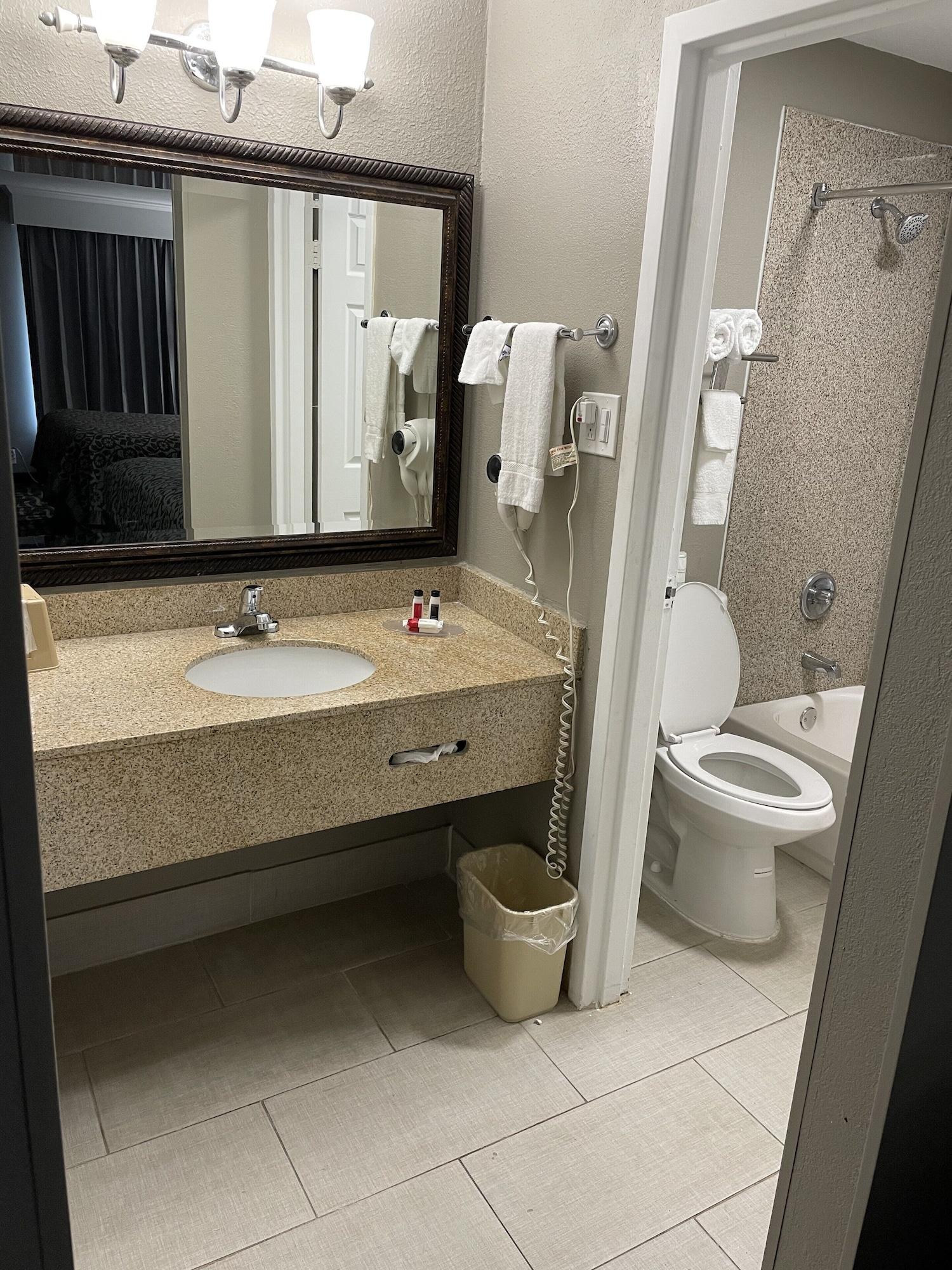 Days Inn & Suites By Wyndham Collierville Germantown Area Exteriör bild