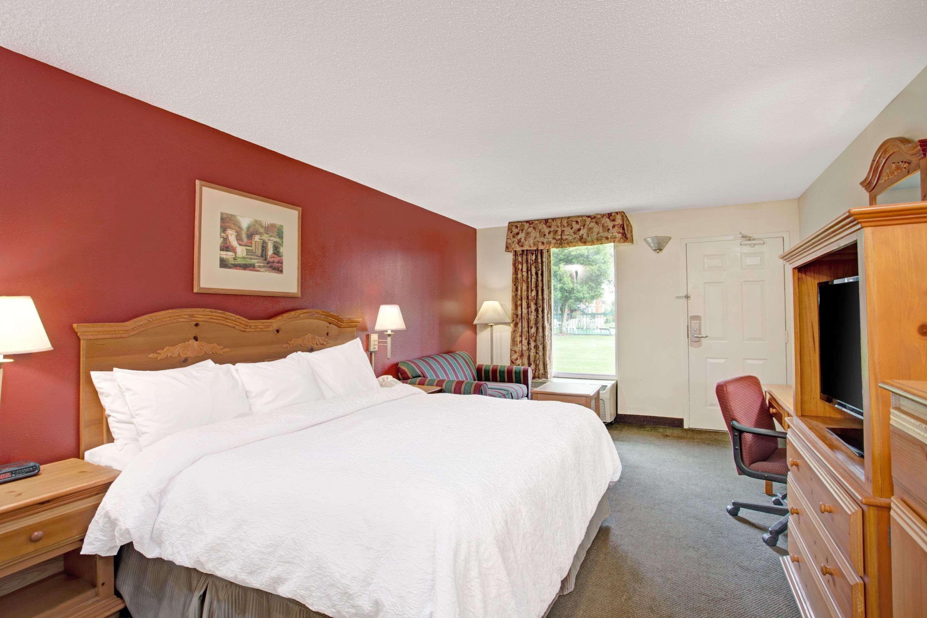 Days Inn & Suites By Wyndham Collierville Germantown Area Exteriör bild